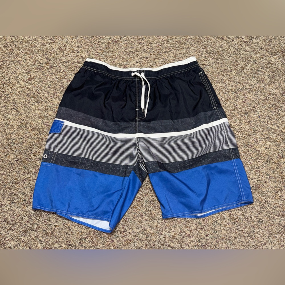 Men's Ynimioaox size‎ 42 swim trunks Blue and Black Striped Swim Shorts